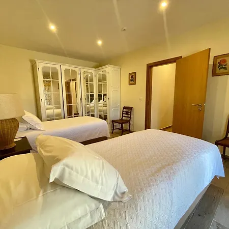 Casa Dos Carvalhos De Cima *