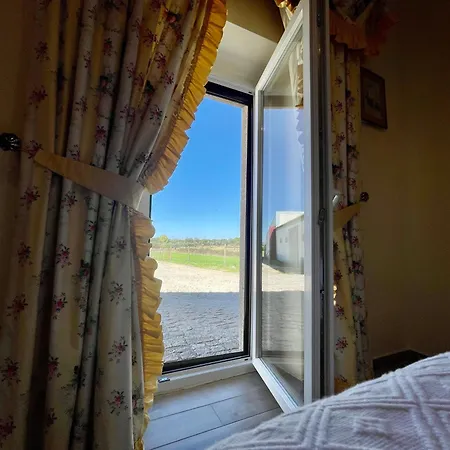 Casa Dos Carvalhos De Cima Holiday home *